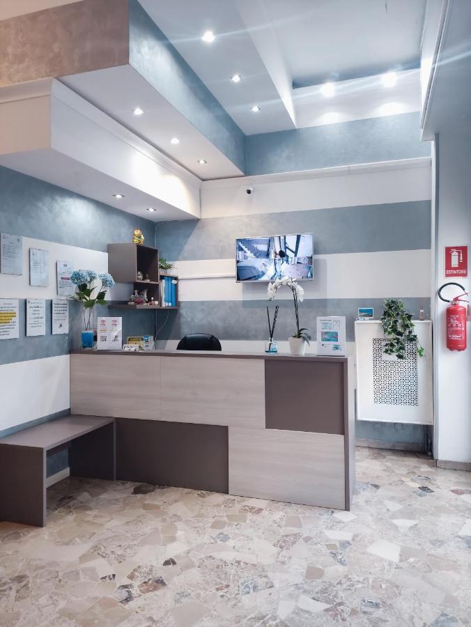 Hotel Salus Milan Luaran gambar
