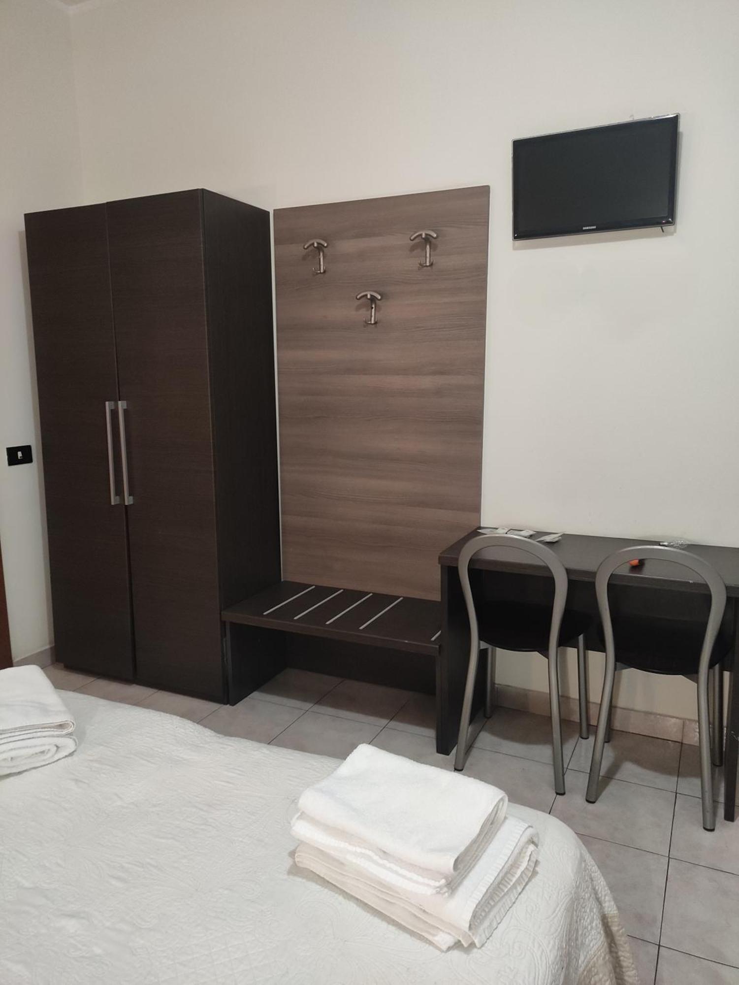 Hotel Salus Milan Luaran gambar