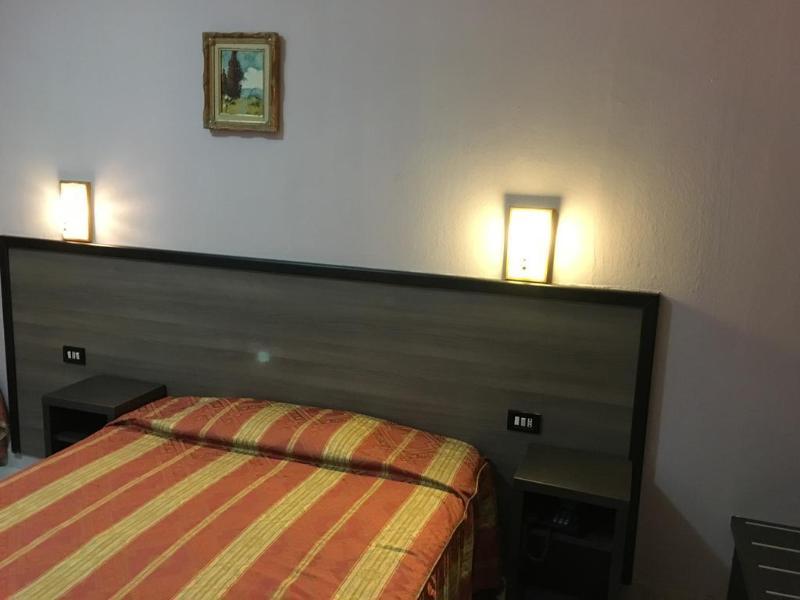 Hotel Salus Milan Luaran gambar