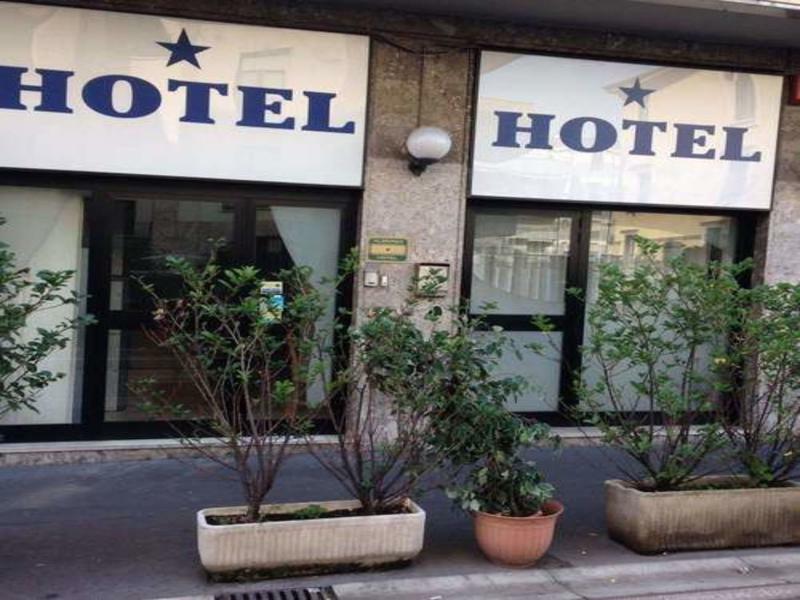 Hotel Salus Milan Luaran gambar